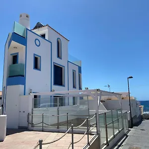 https://loft-en-torreon-frente-al-mar.adeje-hotels.com